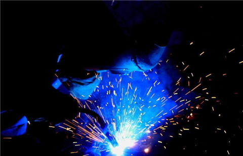 塑钢门窗焊接设备