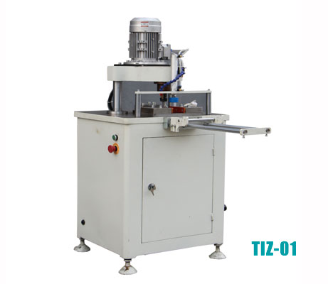 铝型材自动钻孔机