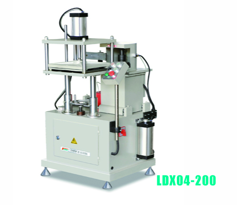 铝型材端面铣床