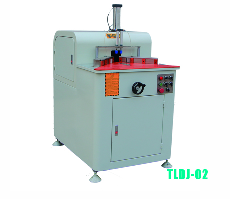 铝框自动倒角机